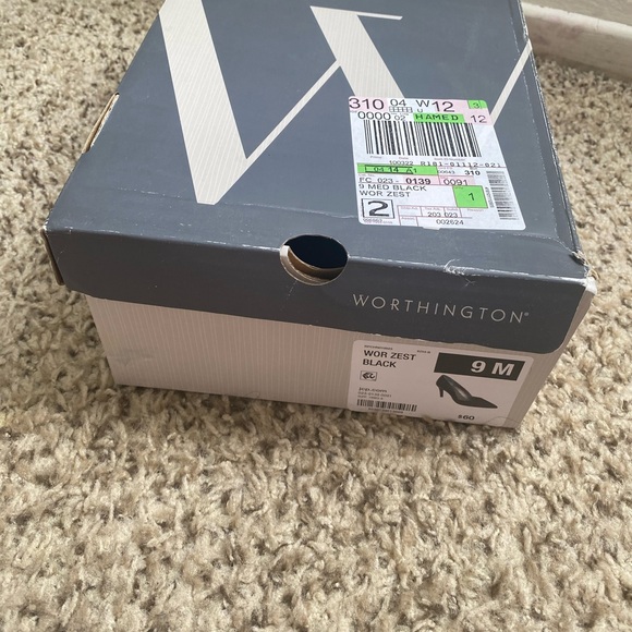 WORTHINGTON SUEDE WOMEN’S BLACK PUMPS SIZE 9 - Picture 2 of 14